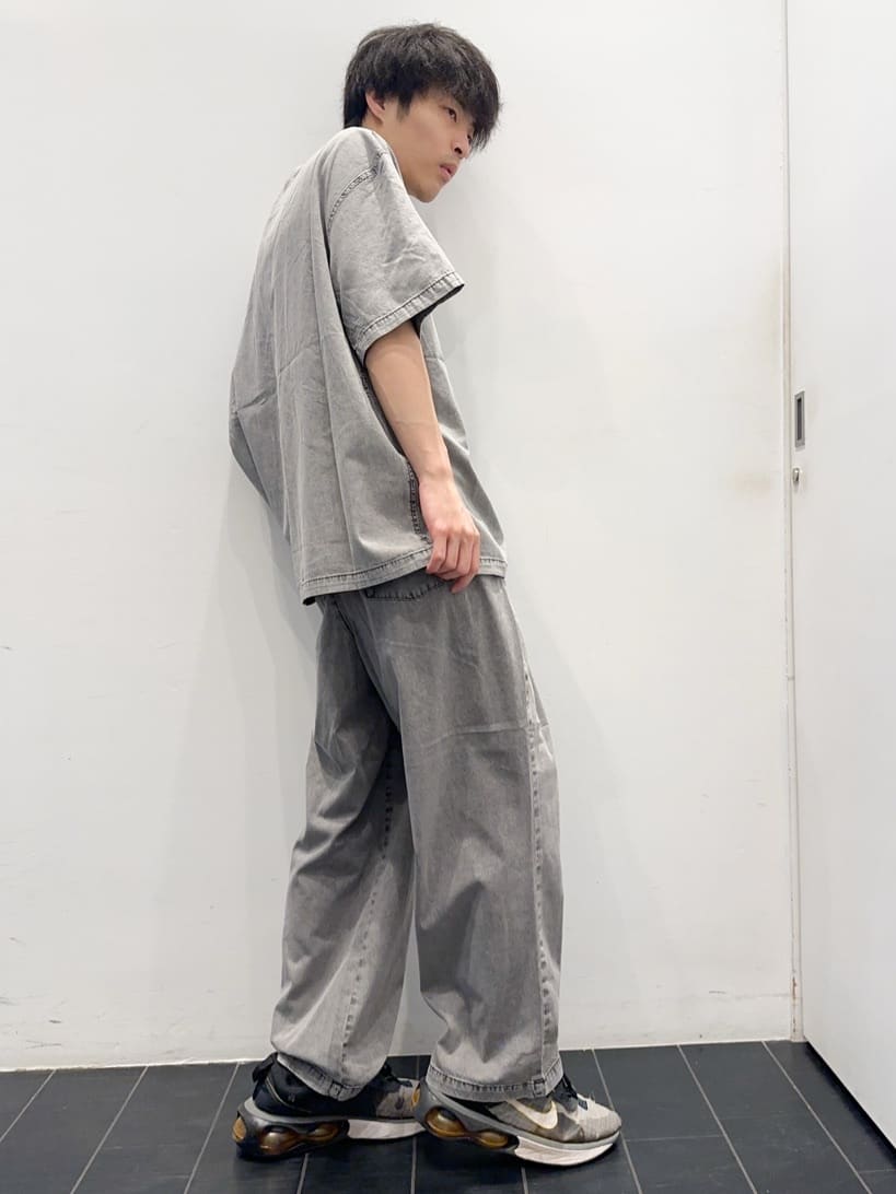 ちびちゃんさんの「THE SHOP TK｜ライトデニム半袖Tシャツ【洗濯機OK】」を使ったコーディネート