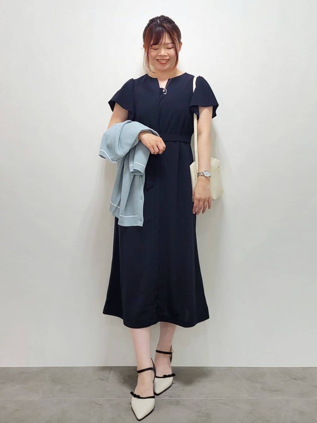 kinaさんの「index｜バイカラー半袖カーディガン【洗える／抗ピル】」を使ったコーディネート