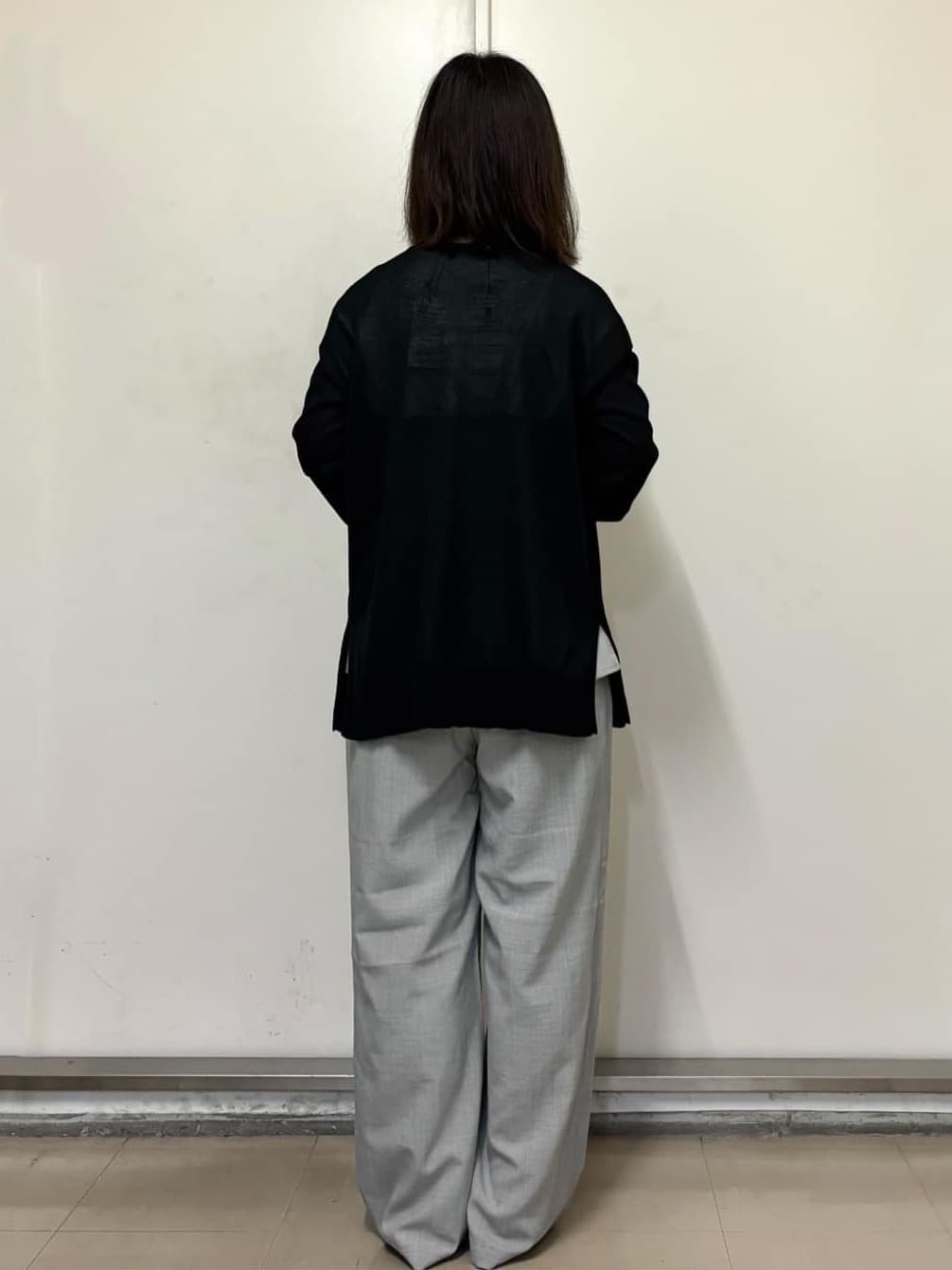 やまさんの「OPAQUE.CLIP｜【2WAY】Y字しずくメタルネックレス」を使ったコーディネート