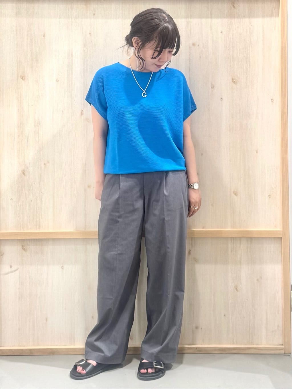 nanaさんの「THE SHOP TK｜【6色展開】さらさらフレンチニット【毛玉になりにくい/洗濯機OK】」を使ったコーディネート
