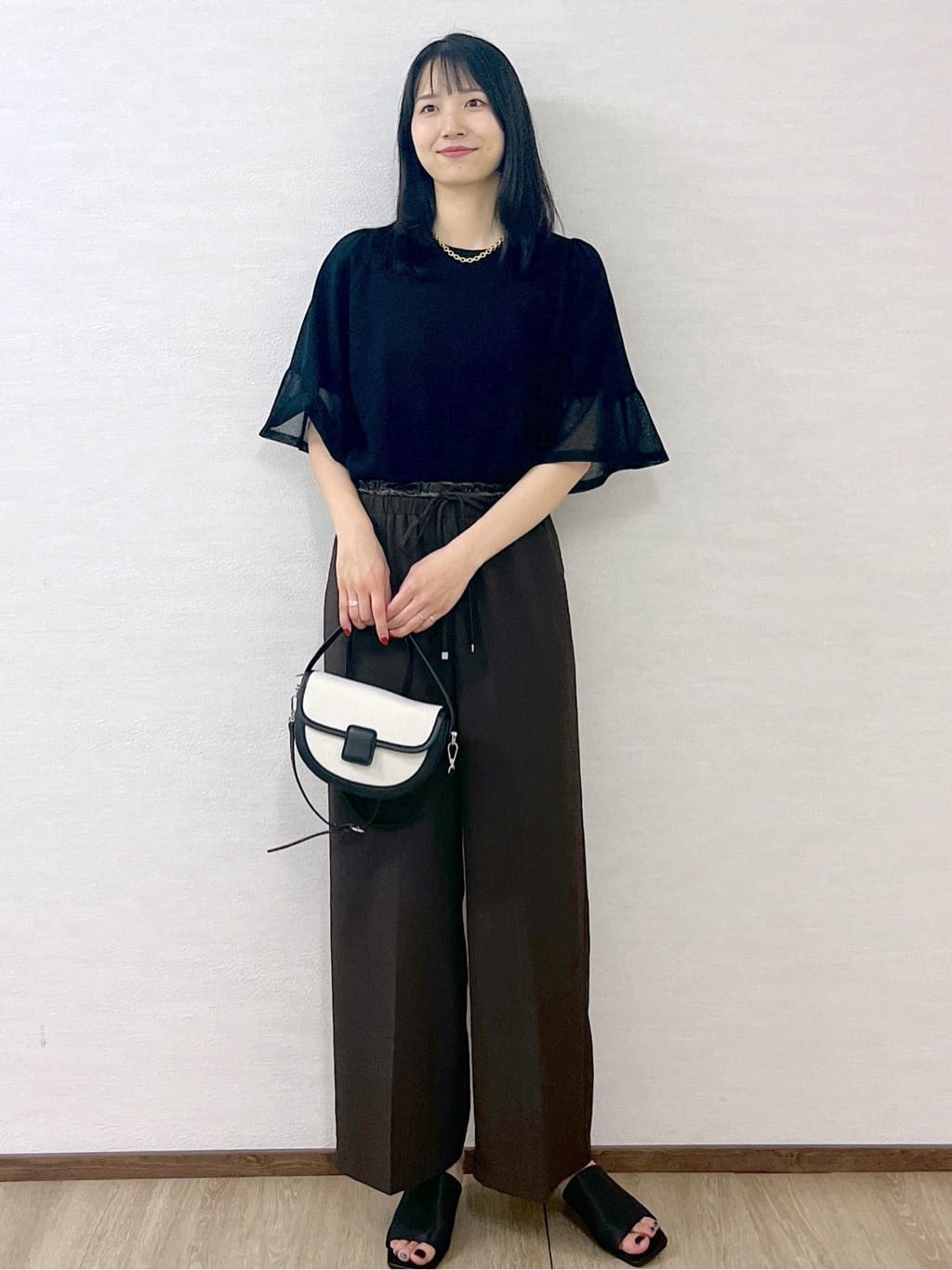 sachikoさんの「OPAQUE.CLIP｜《5色展開》シアーフレアスリーブニット【洗濯機洗い可】」を使ったコーディネート