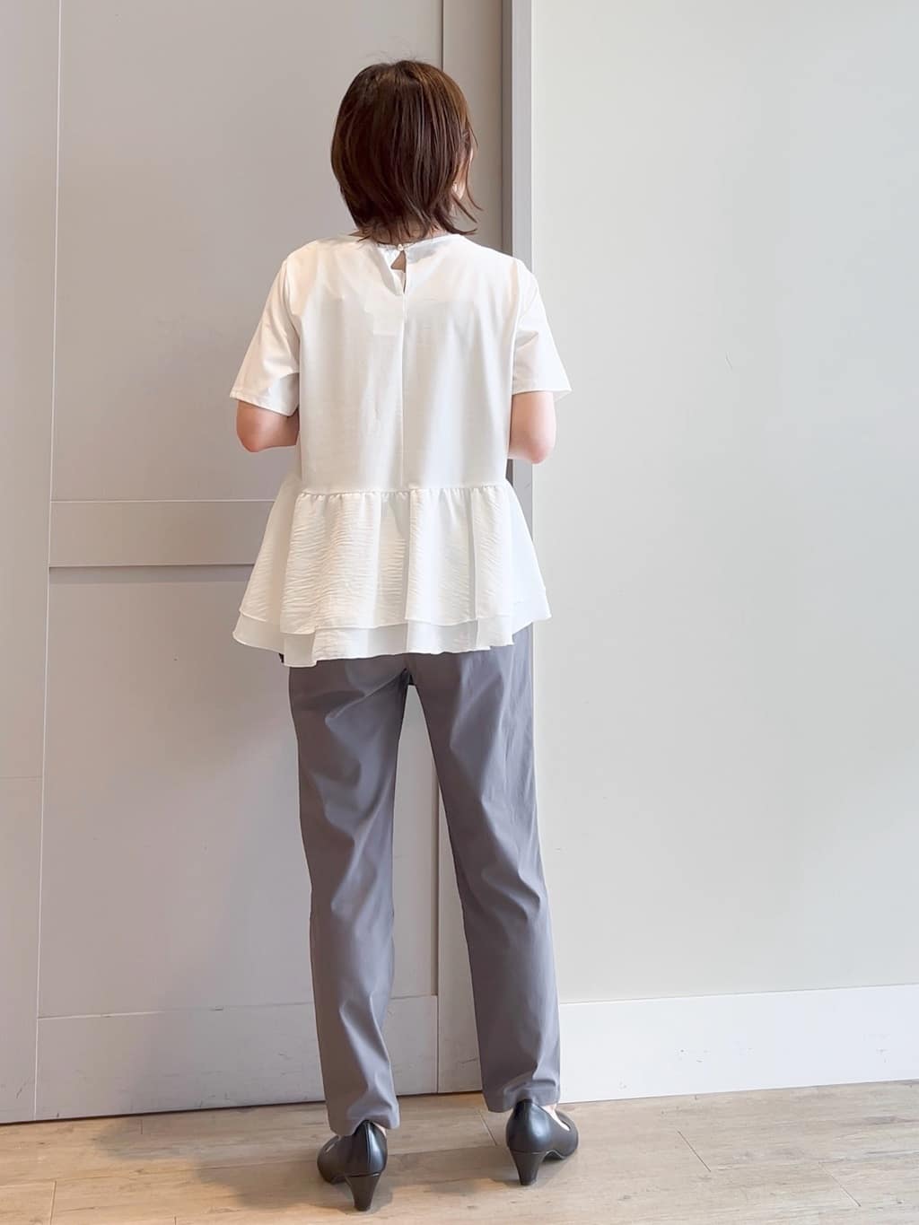 yamakoさんの「grove｜【冷感】サマーハイパーストレッチテーパードパンツ」を使ったコーディネート