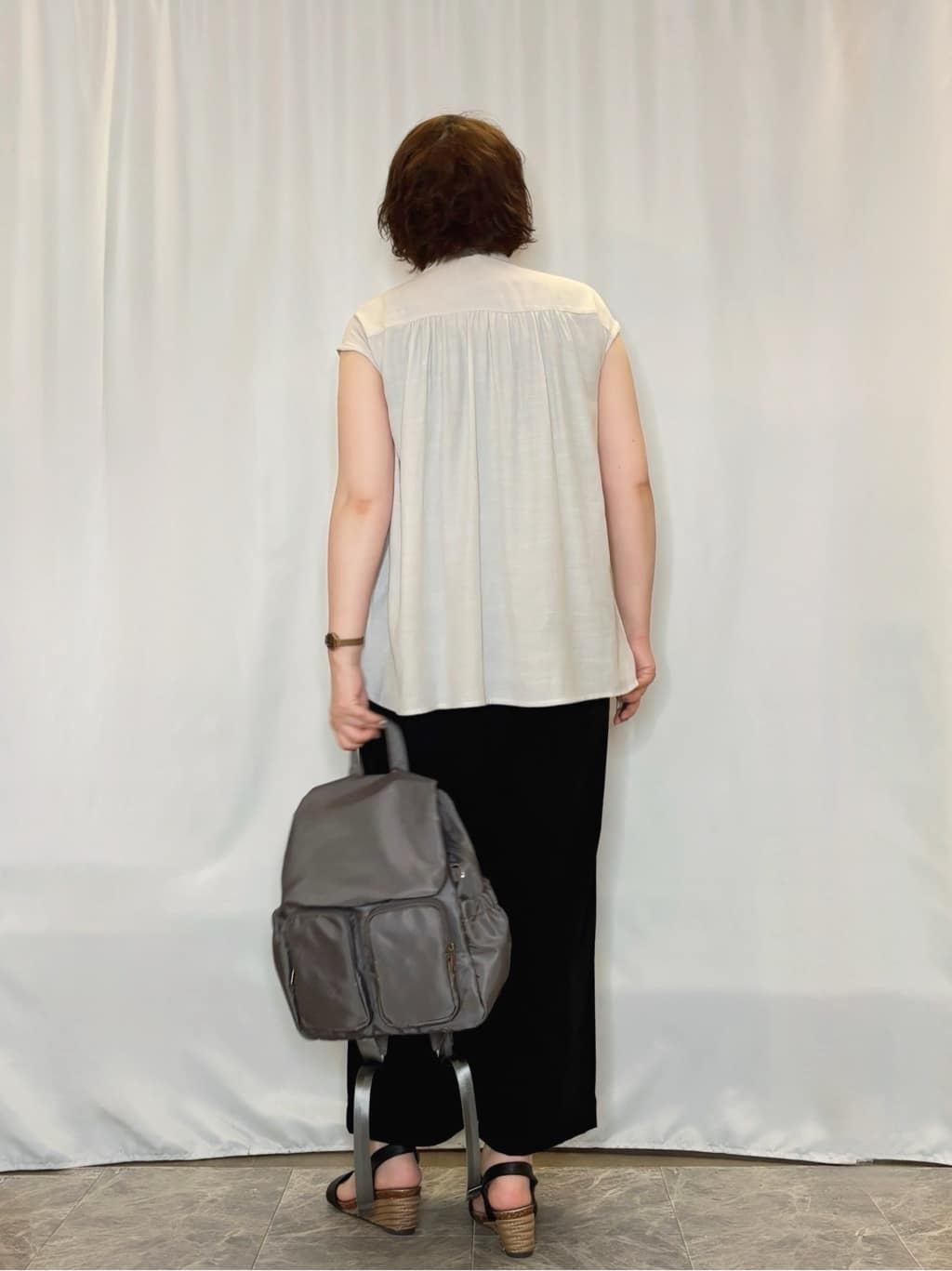 たみさんの「SHOO･LA･RUE｜【S-LL/洗濯後しわになりにくい】上品にきれい見え スラブギャザーブラウス」を使ったコーディネート