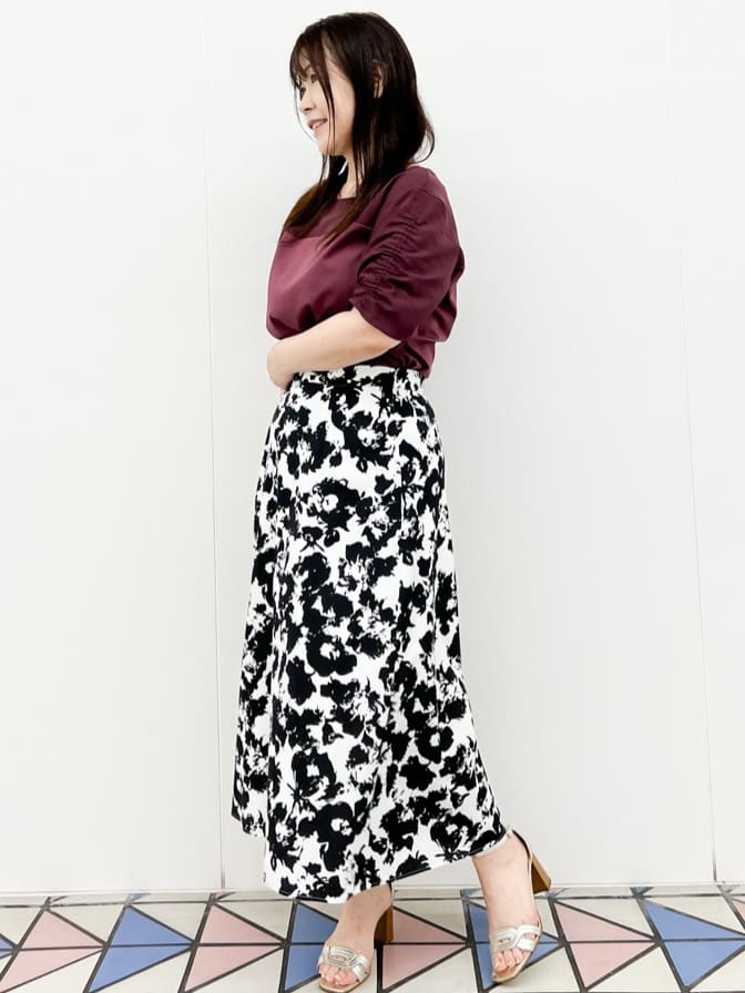 Kiyoさんの「COUP DE CHANCE｜【手洗い可／日本製】花柄フレアスカート」を使ったコーディネート
