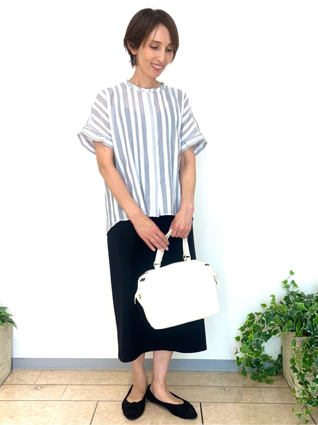 TOMOMIさんの「Reflect｜【洗える】ドビーストライプブラウス」を使ったコーディネート
