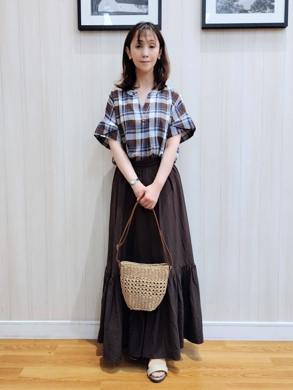 yseさんの「SHOO･LA･RUE｜【S-LL】きれいに体型カバー さらシャリコットン スキッパーシャツ」を使ったコーディネート