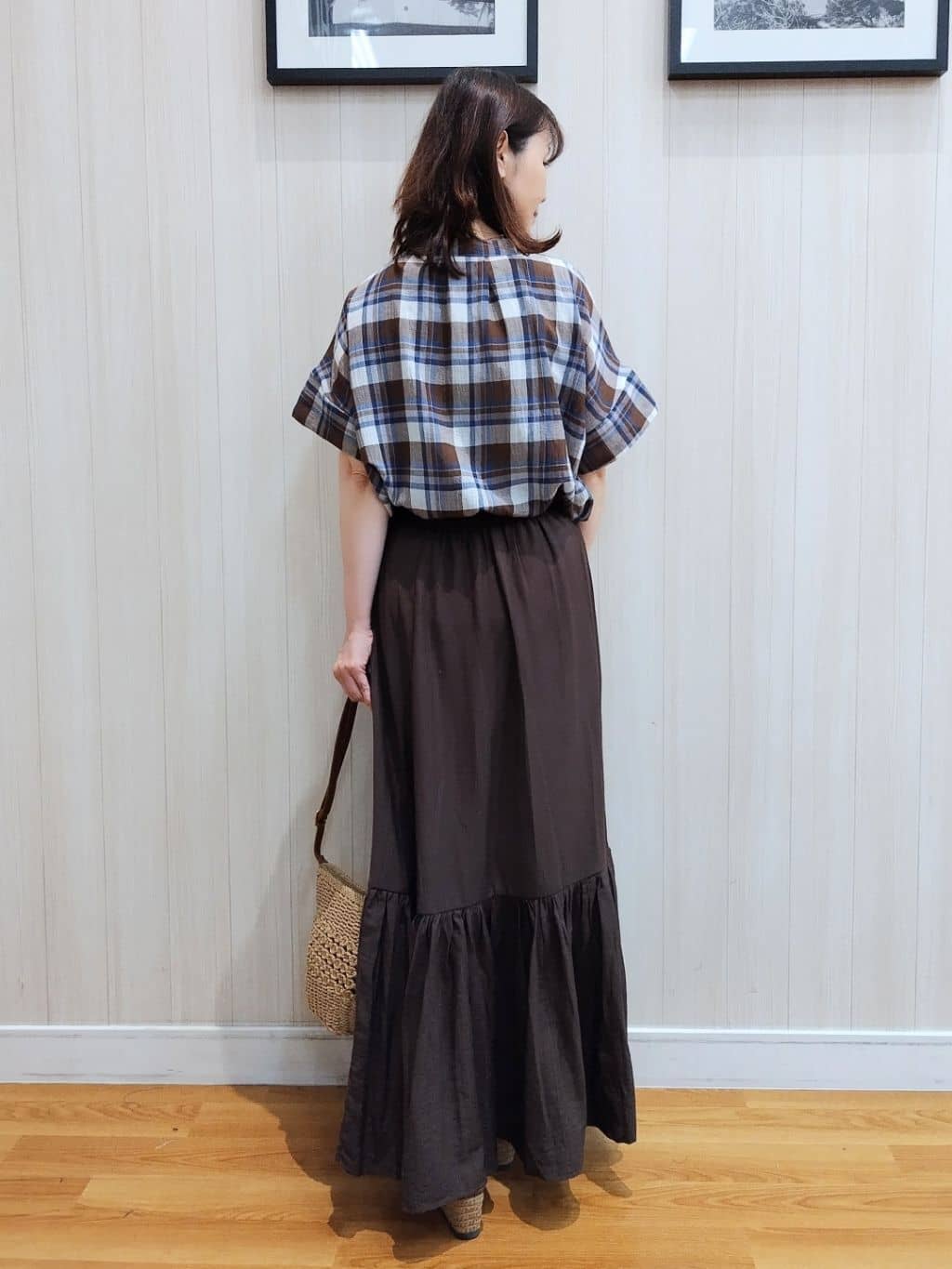 yseさんの「SHOO･LA･RUE｜【S-LL】きれいに体型カバー さらシャリコットン スキッパーシャツ」を使ったコーディネート