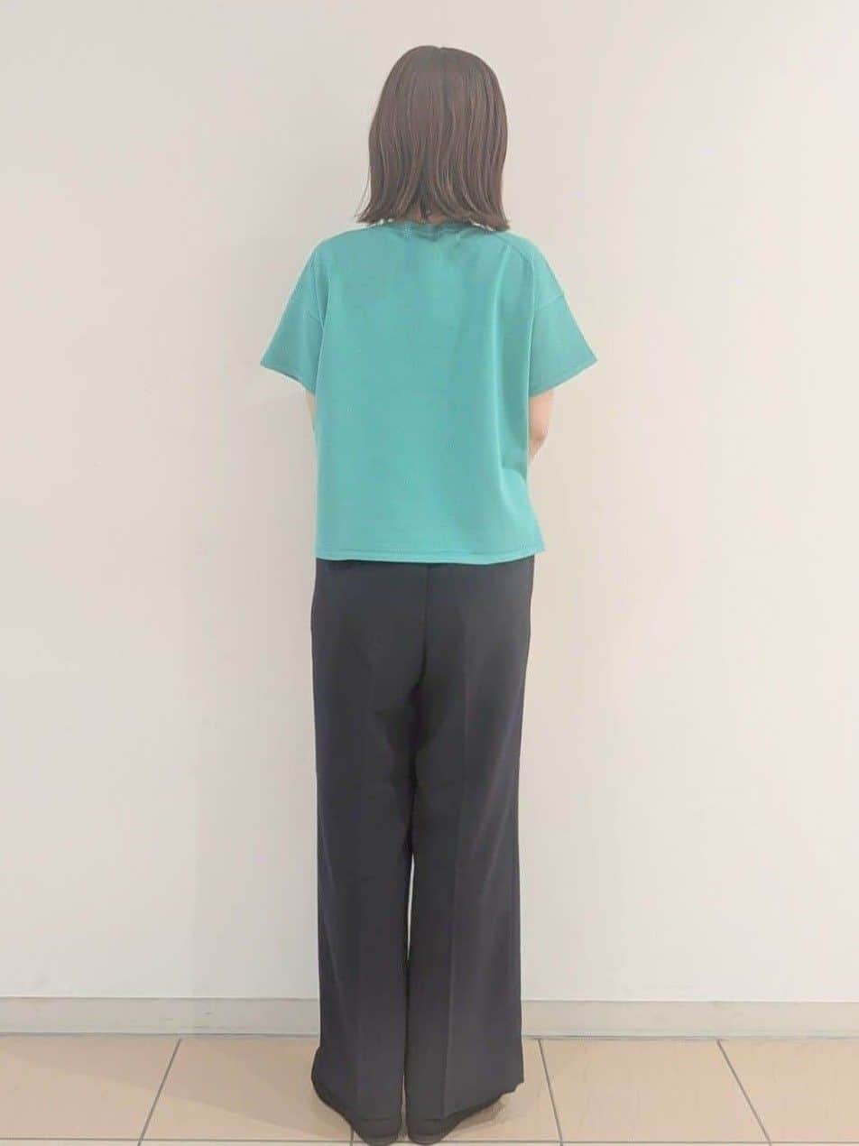 Miさんの「OPAQUE.CLIP｜スパンコールサマーニット【洗濯機洗い可／抗ピル】」を使ったコーディネート