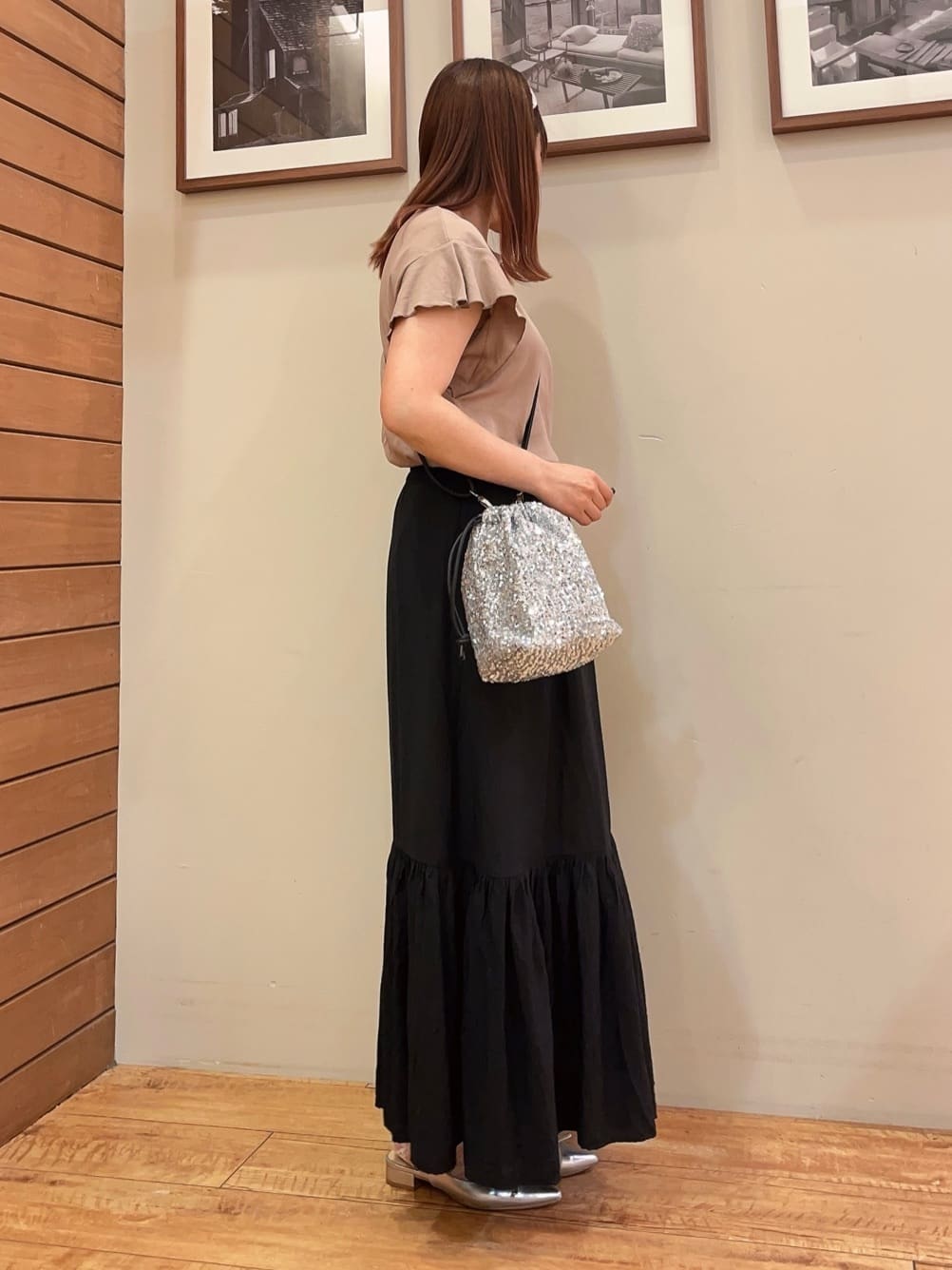 ゆっきーさんの「SHOO･LA･RUE｜【汗ジミ防止/ひんやり/UV】フリルスリーブTシャツ」を使ったコーディネート