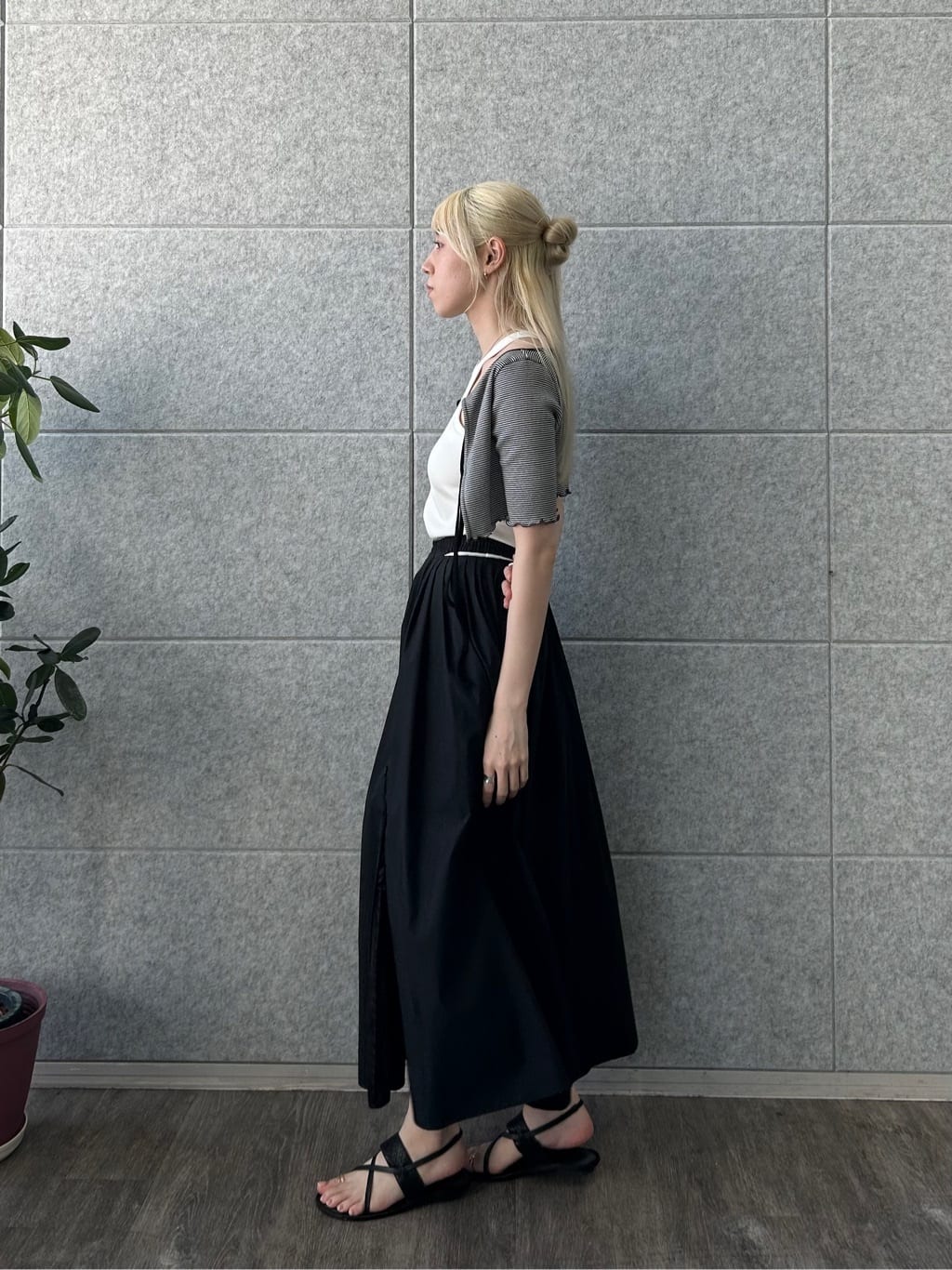 honoka Aさんの「CODE A｜chic border 2way ribbon cardigan」を使ったコーディネート
