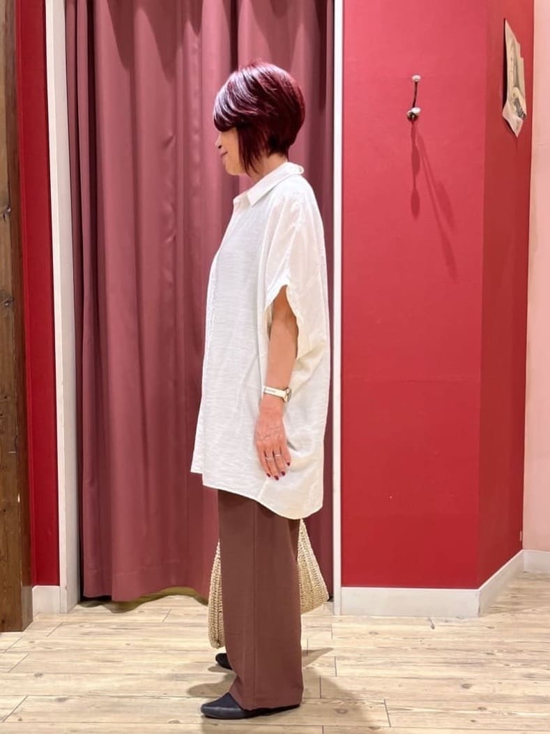 アンディさんの「SHOO･LA･RUE｜【ひんやり】すっきりきれいに体型カバー コクーンシルエットワンピース」を使ったコーディネート
