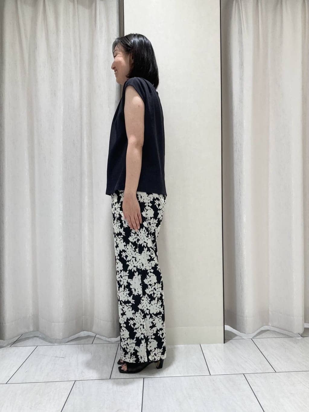 わたなべさんの「UNTITLED｜【ジャージ素材】インナードッキングシアーカットソー」を使ったコーディネート
