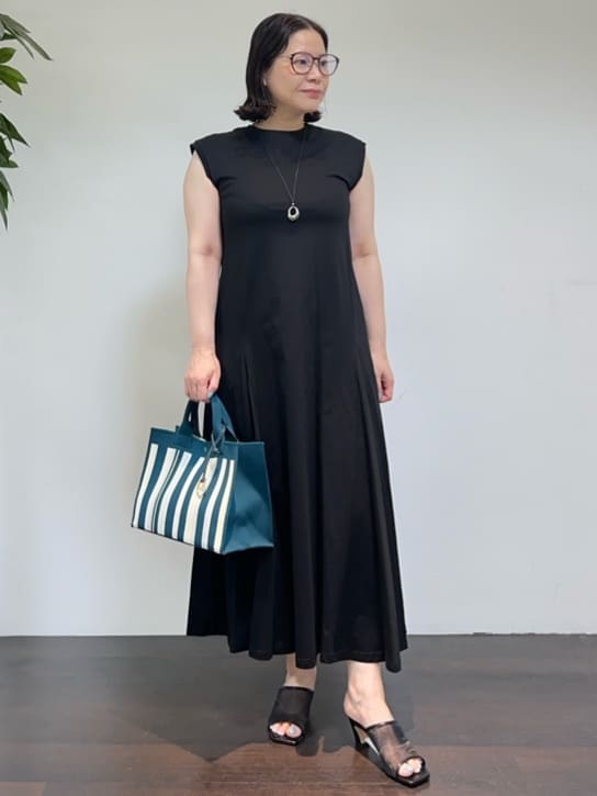 Asamiさんの「UNTITLED｜【Audrey and John Wad】ダブルシルケット天竺ワンピース」を使ったコーディネート