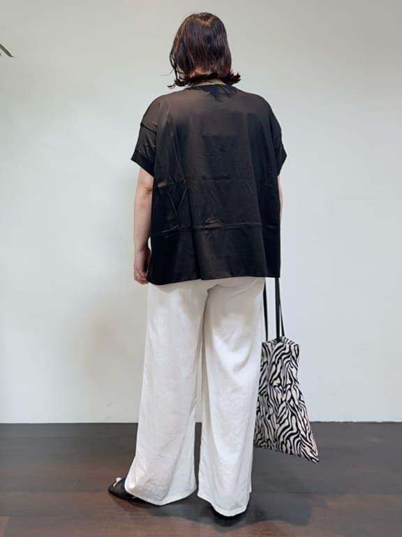 Asamiさんの「UNTITLED｜【Audrey and John Wad】ダブルシルケット天竺デザインプルオーバー」を使ったコーディネート