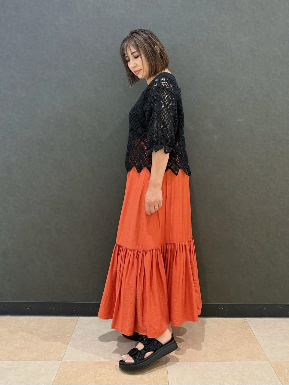 Megさんの「SHOO･LA･RUE｜麻調ティアードスカート」を使ったコーディネート