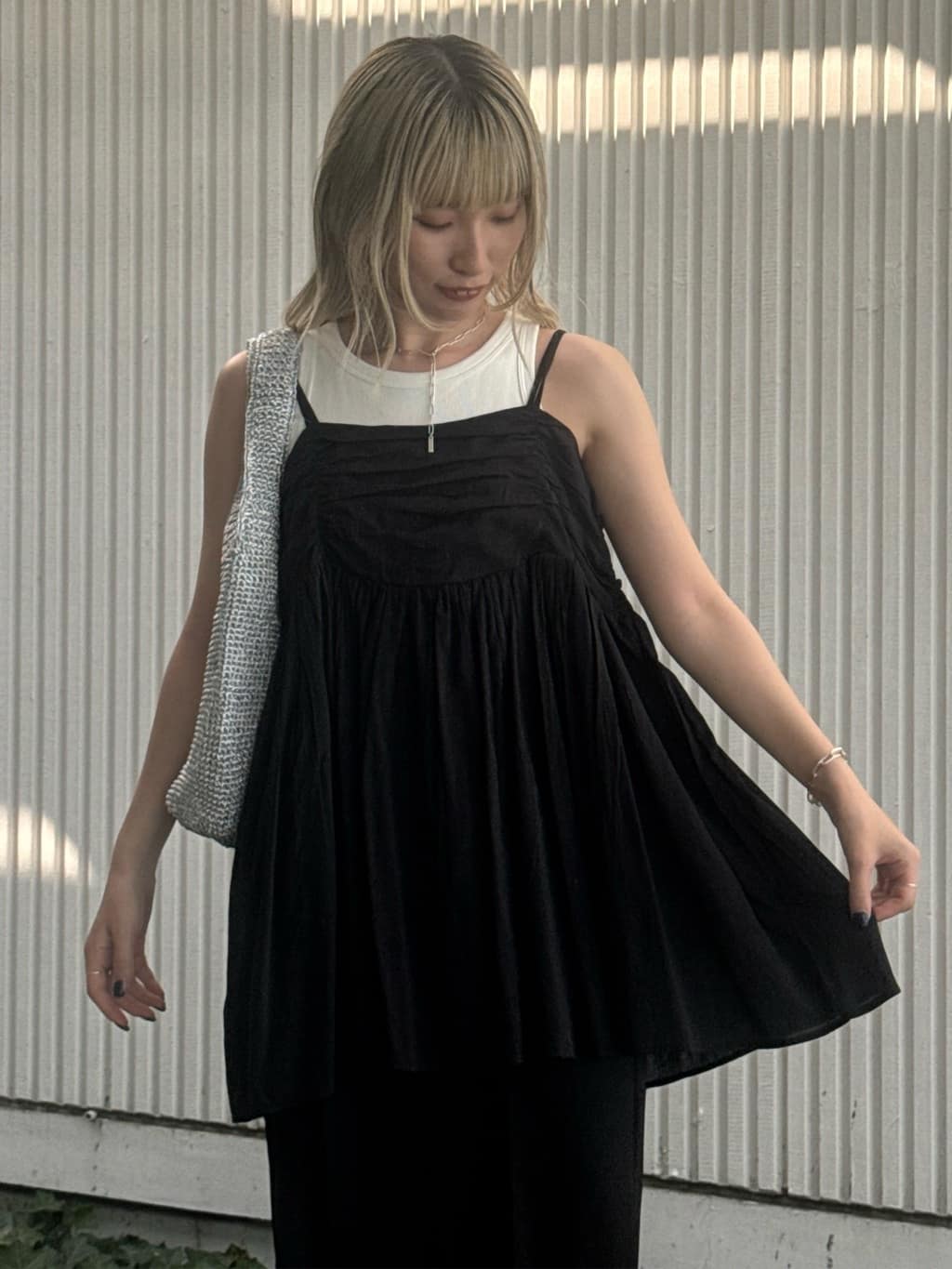 omaさんの「THE SHOP TK｜麻調ピンタックワイドパンツ【洗濯機OK】」を使ったコーディネート