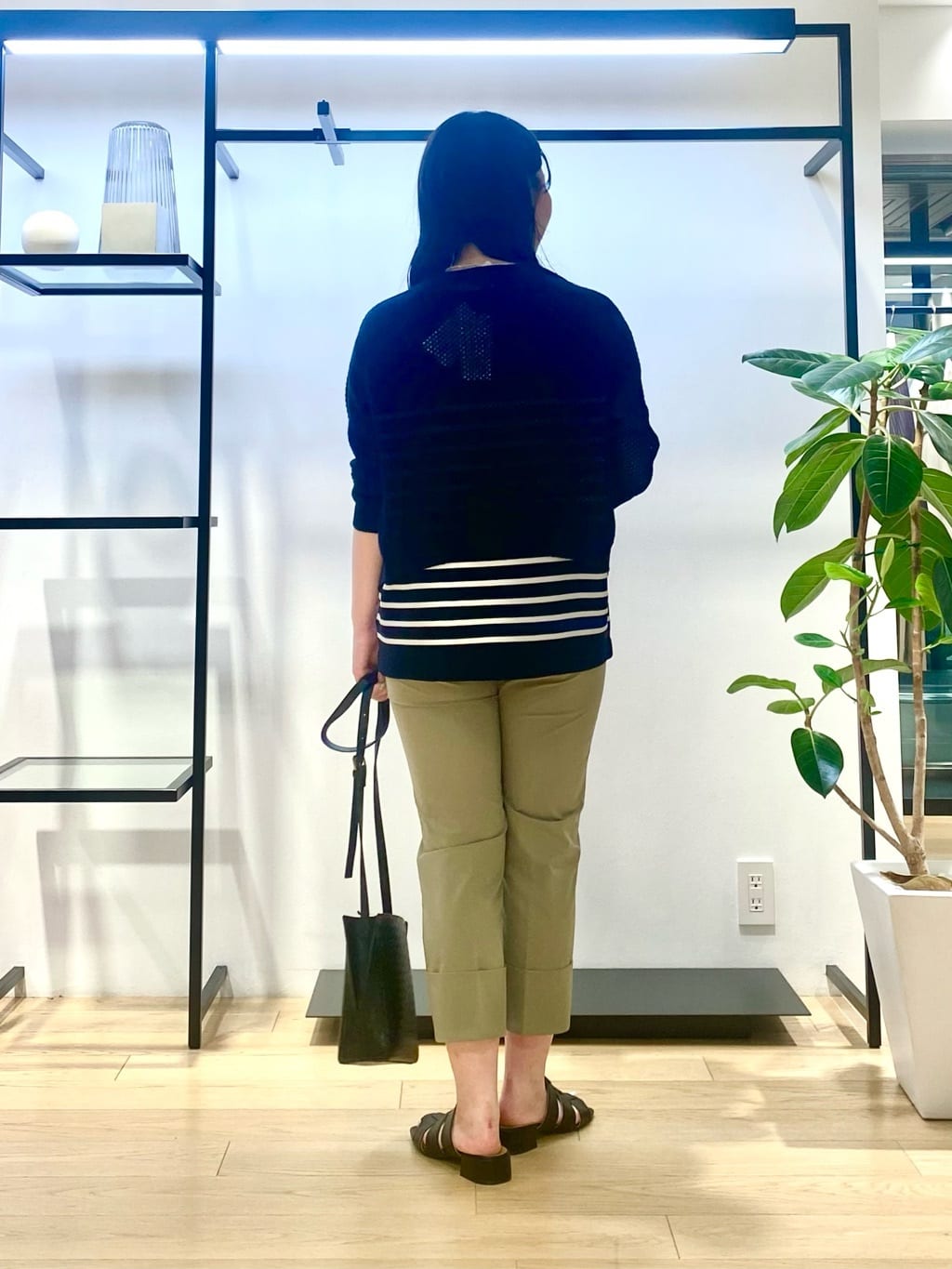 misakiさんの「INDIVI｜バイカラーショートネックレス」を使ったコーディネート