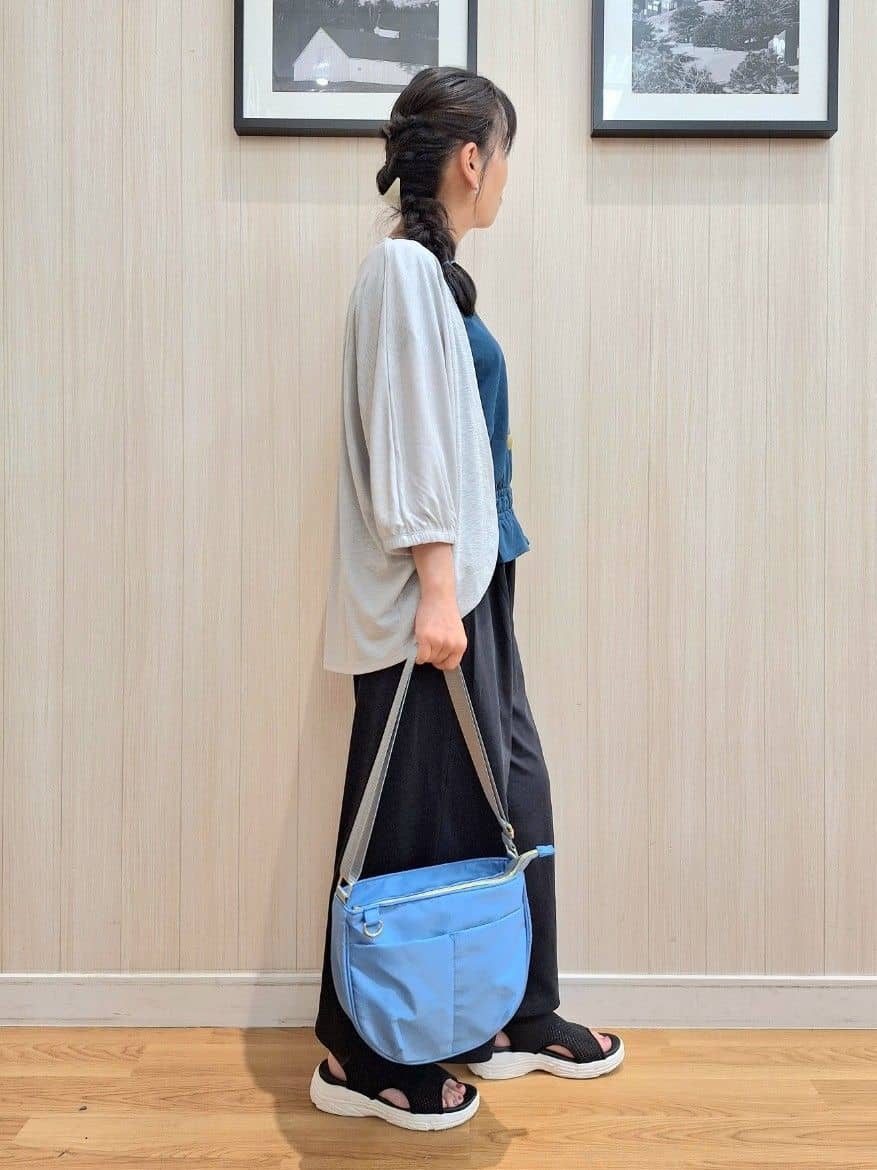 Saoさんの「SHOO･LA･RUE｜【UV/さらさらタッチ】女性らしさ漂う 5分袖ボレロカーディガン」を使ったコーディネート
