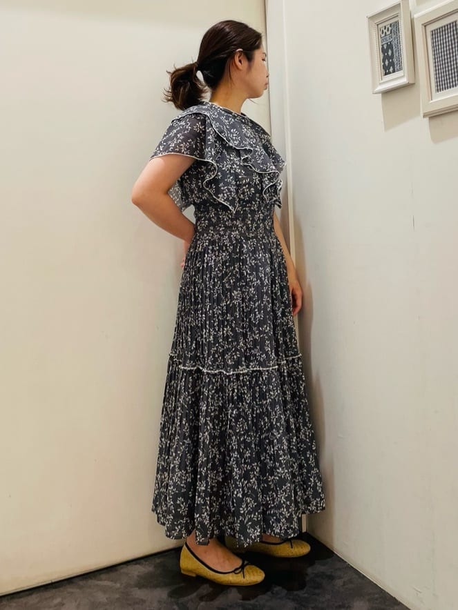 c_h_i_k_aさんの「grove｜◆夏の主役シフォンプリントプリーツワンピース」を使ったコーディネート