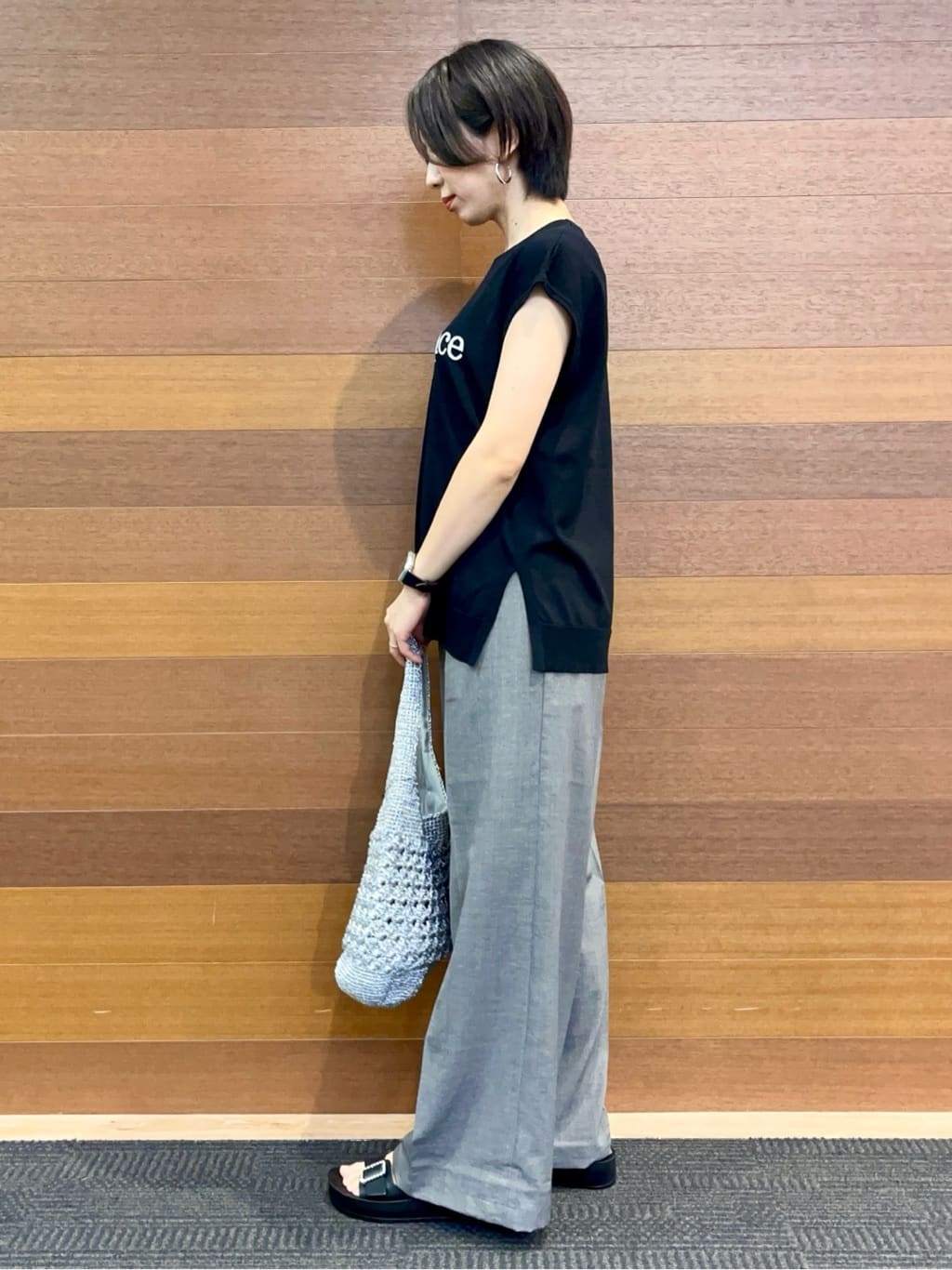 umiさんの「OPAQUE.CLIP｜ロゴフレンチスリーブニット【洗濯機洗い可／UV／接触冷感／抗ピル】」を使ったコーディネート