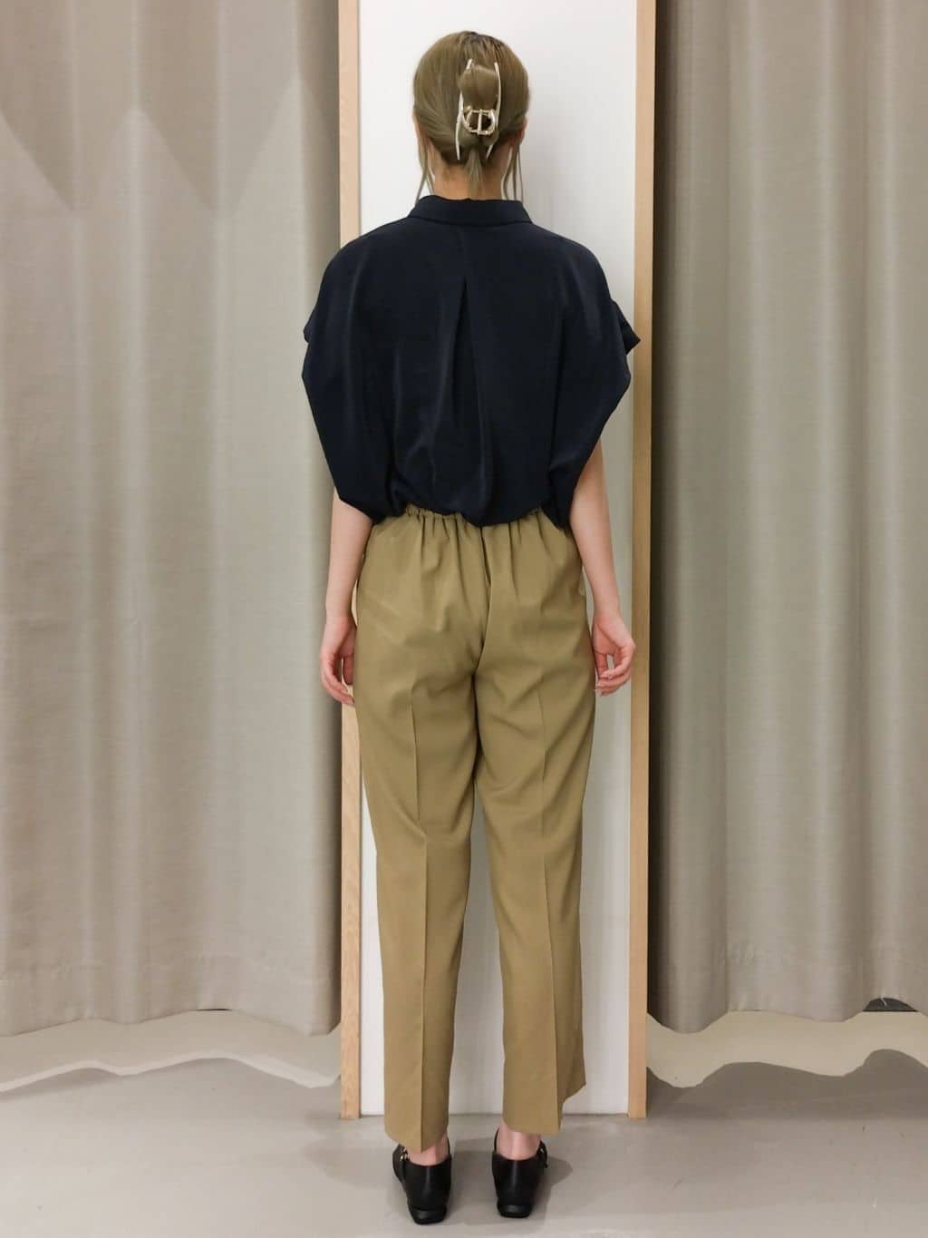 ミリさんの「THE SHOP TK｜コットンライクブラウス【接触冷感/洗濯機OK/UV/セットアップ可】」を使ったコーディネート