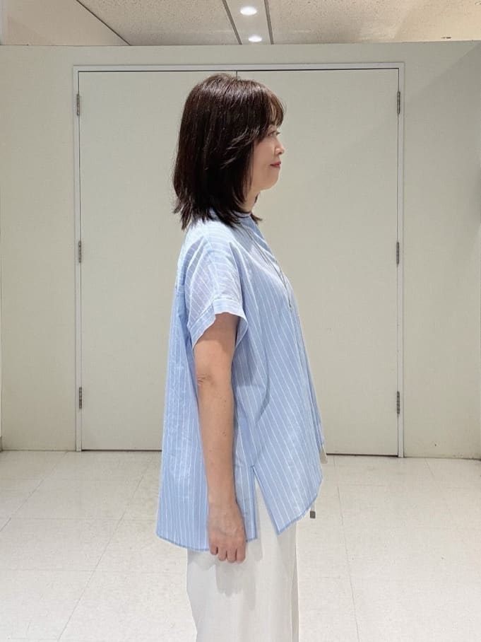makiさんの「UNTITLED｜【洗える/スキッパー】フレンチスリーブシアーブラウス」を使ったコーディネート