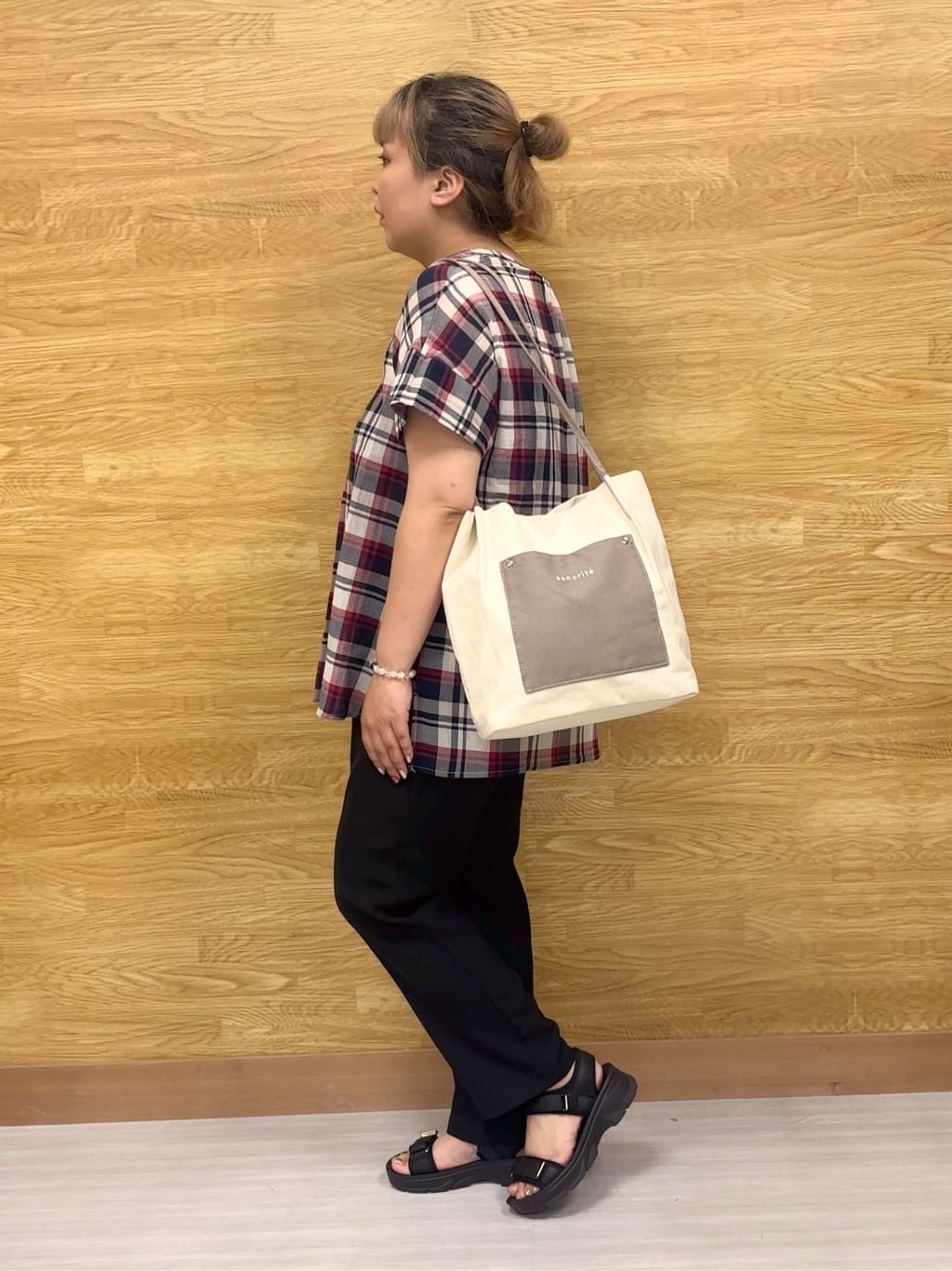 ぁむさんの「SHOO･LA･RUE｜【S-LL】きれいに体型カバー さらシャリコットン スキッパーシャツ」を使ったコーディネート