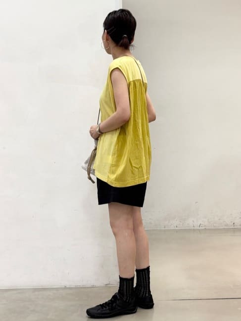 fujiさんの「THE SHOP TK｜異素材切替フォトプリントTシャツ【洗える】」を使ったコーディネート