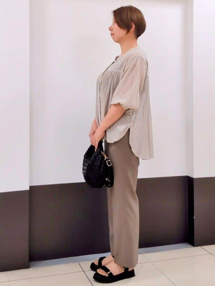 じゅりさんの「Reflect｜【マシンウォッシュ可】リネンライクフレアパンツ」を使ったコーディネート