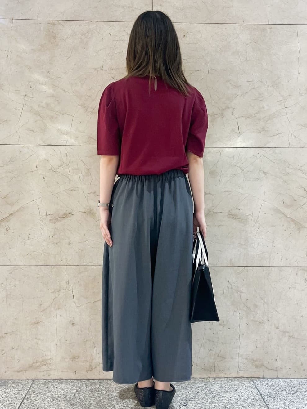 まひるさんの「index｜《7色展開／XS-LLサイズ》多機能タックスリーブトップス【汗ジミ防止／吸水速乾／接触冷感／UVケア」を使ったコーディネート