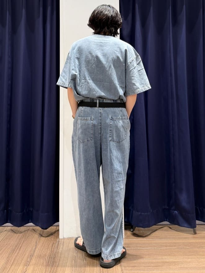 Tightさんの「THE SHOP TK｜ライトデニム半袖Tシャツ【洗濯機OK】」を使ったコーディネート