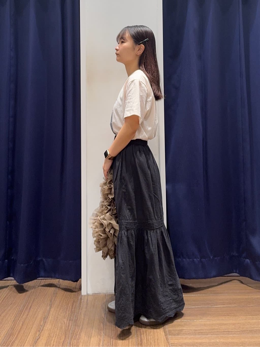 cherryさんの「THE SHOP TK｜カレッジ＆フォトプリントTシャツ【洗濯機OK】」を使ったコーディネート
