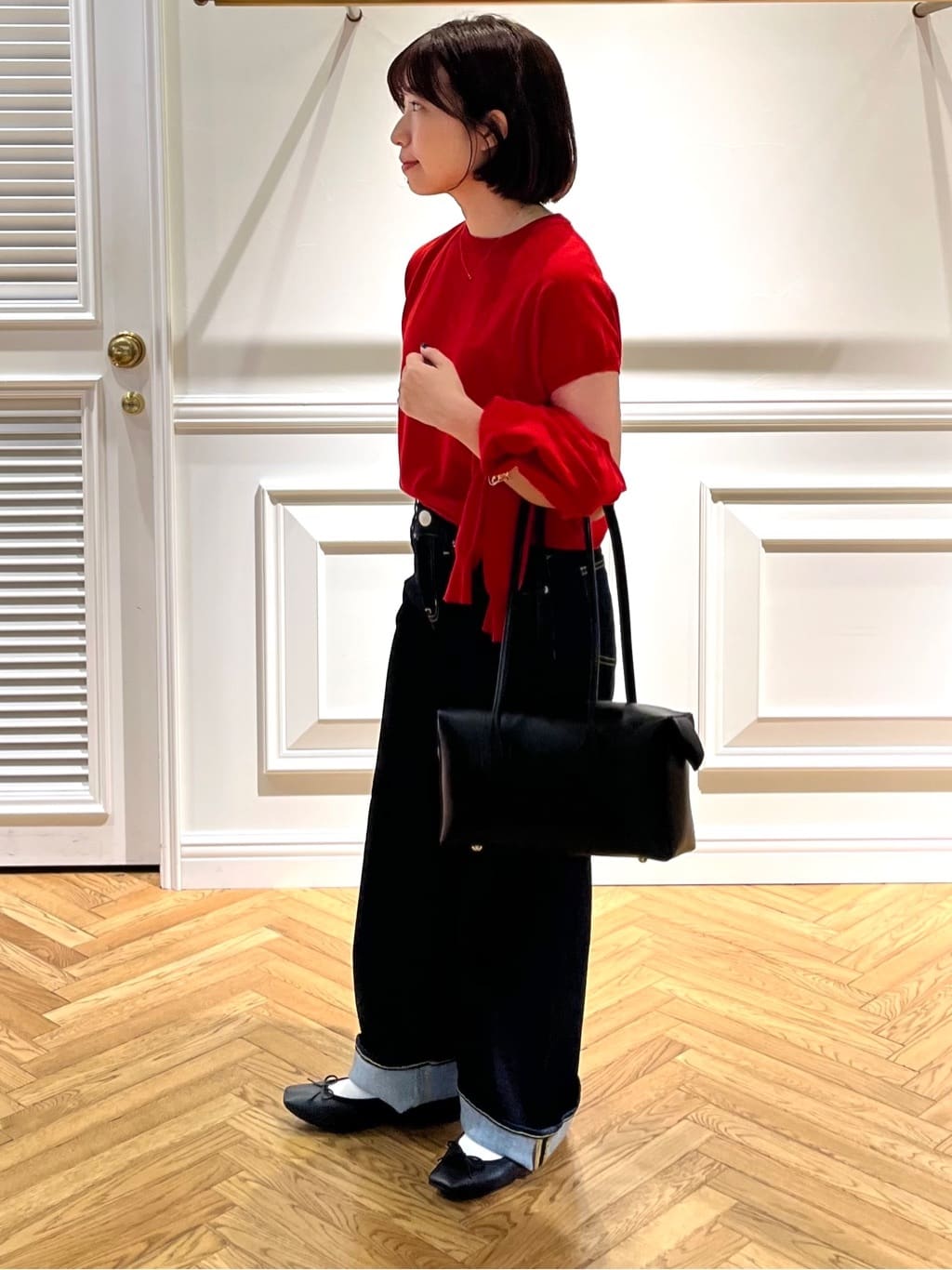 つじ まこさんの「DRESSTERIOR｜チェーンブレスレット」を使ったコーディネート