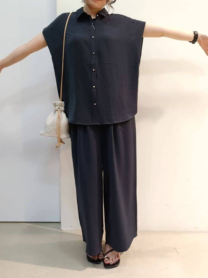あんさんの「THE SHOP TK｜コットンライクブラウス【接触冷感/洗濯機OK/UV/セットアップ可】」を使ったコーディネート