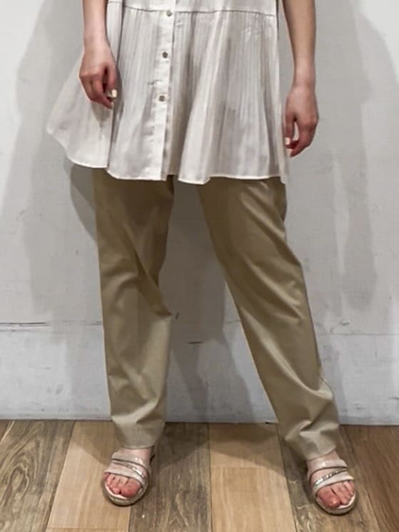 山さんさんの「grove｜【体型カバー】ラフに着たい　ティアードプリーツブラウス」を使ったコーディネート