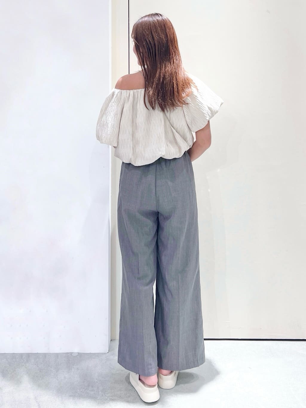 Unaさんの「OPAQUE.CLIP｜ふくれジャカードバルーンブラウス【洗濯機洗い可】」を使ったコーディネート