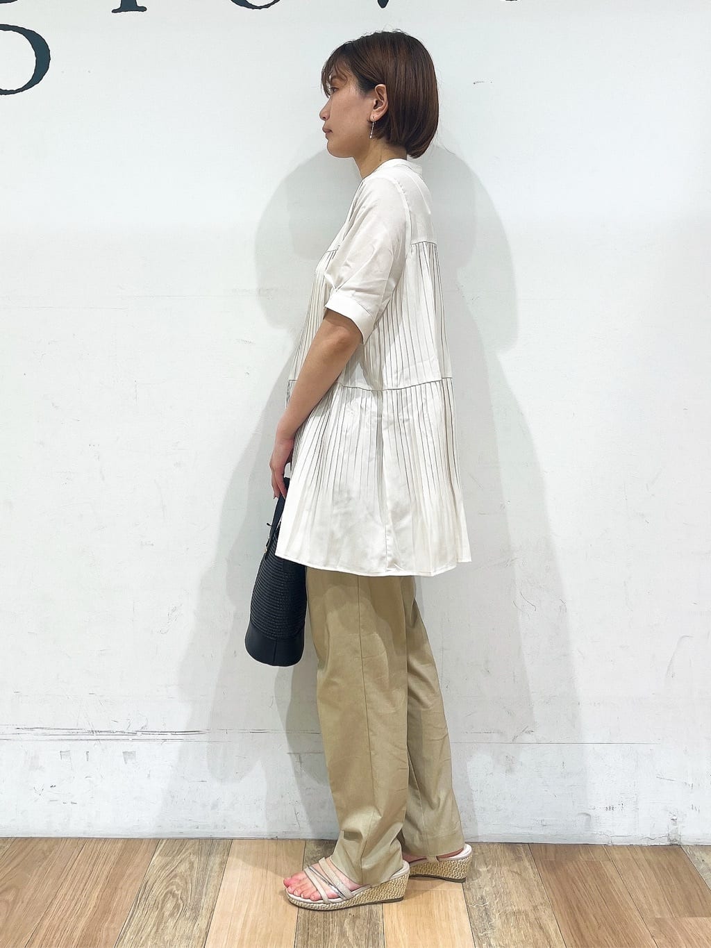 山さんさんの「grove｜【体型カバー】ラフに着たい　ティアードプリーツブラウス」を使ったコーディネート