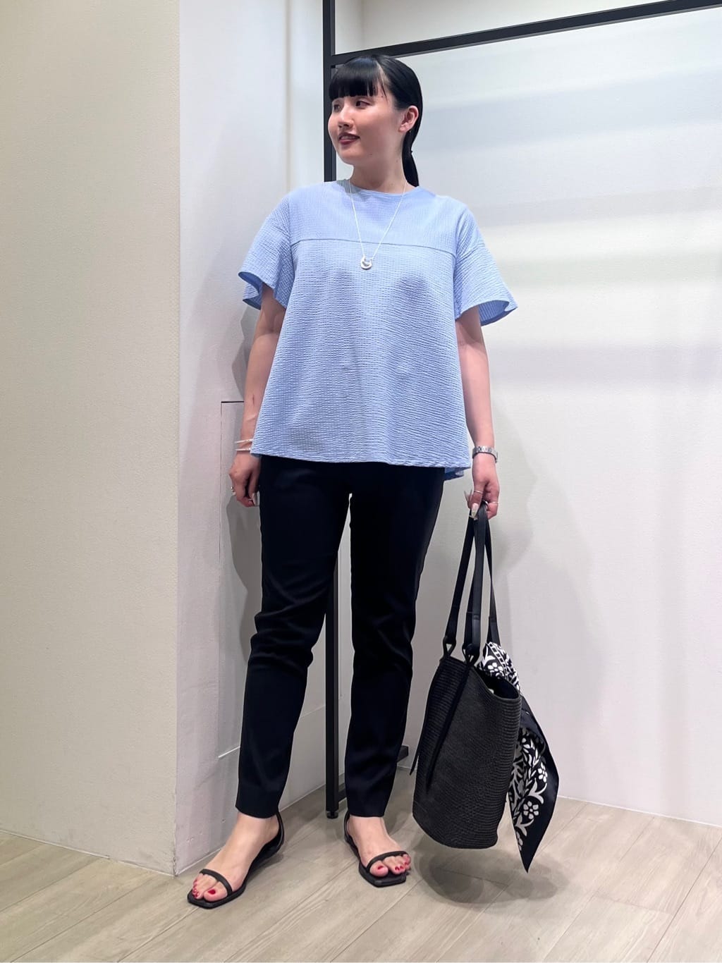 hasuさんの「INDIVI｜ダブルラインバングル」を使ったコーディネート
