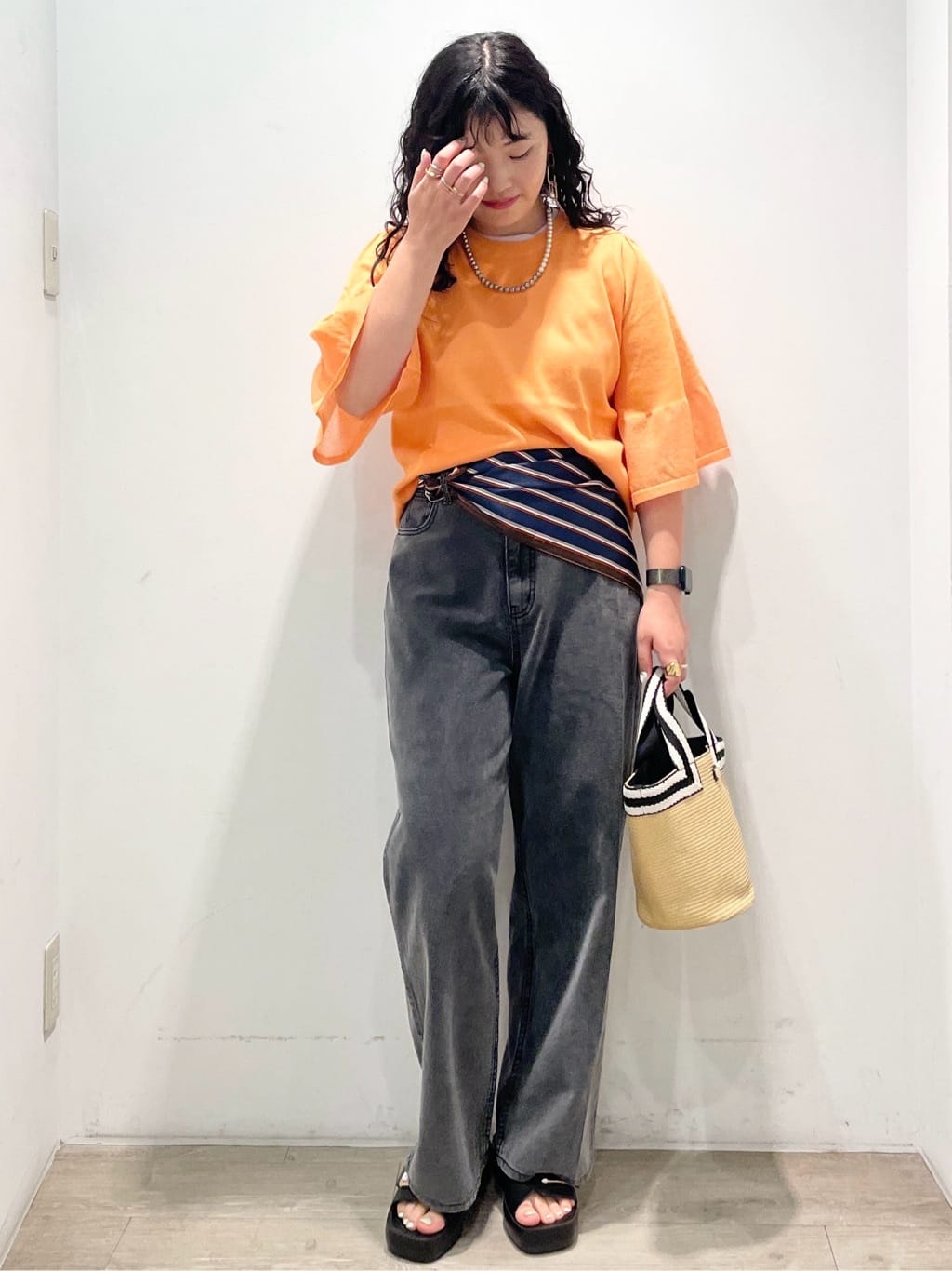 sumicaさんの「OPAQUE.CLIP｜《5色展開》シアーフレアスリーブニット【洗濯機洗い可】」を使ったコーディネート