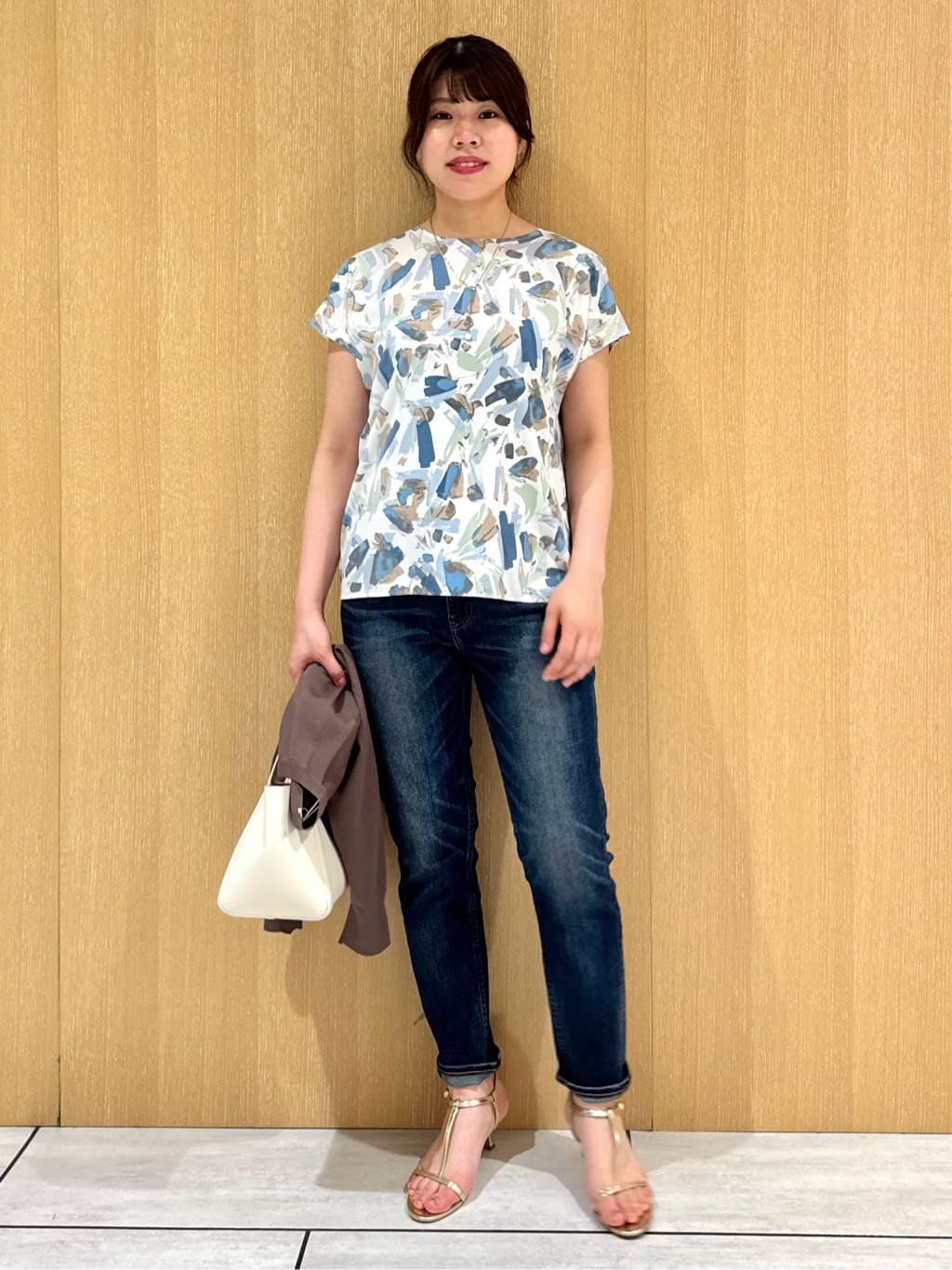 nanaさんの「UNTITLED｜【Healthy DENIM&times;UNTITLED】別注 R Mrytle（リマートル）テーパードデニム」を使ったコーディネート