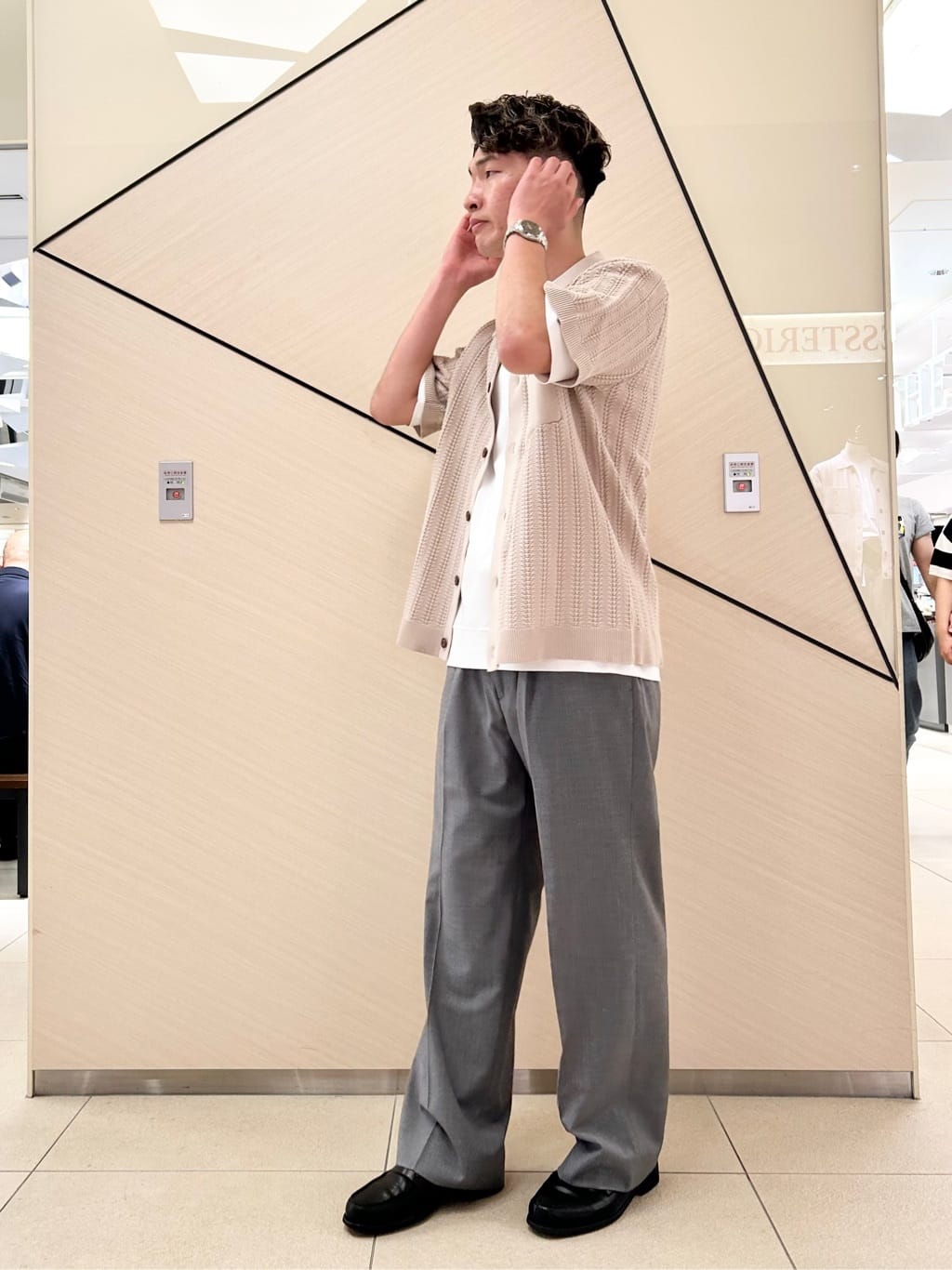 千葉亮太さんの「DRESSTERIOR｜オーガニックコットン キューバニットシャツ」を使ったコーディネート