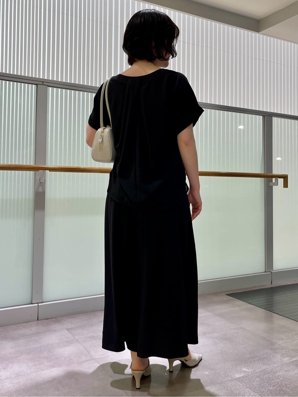 ちりんさんの「UNTITLED｜◆【セットアップ可/接触冷感/イージーケア】リラクミスト フレアスカート」を使ったコーディネート