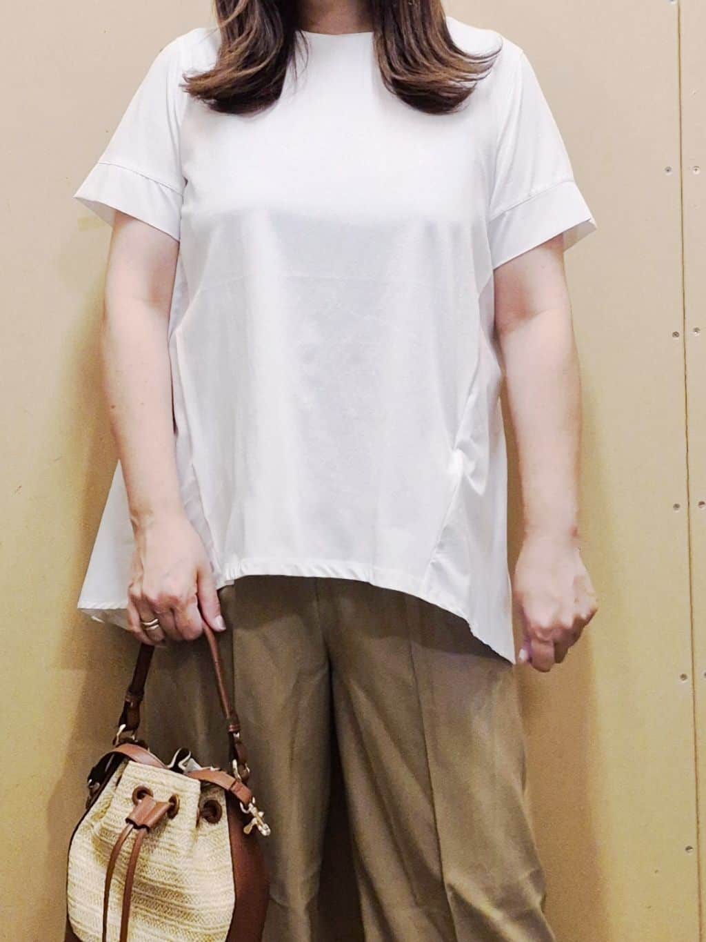 ひさえさんの「THE SHOP TK｜麻調ピンタックワイドパンツ【洗濯機OK】」を使ったコーディネート