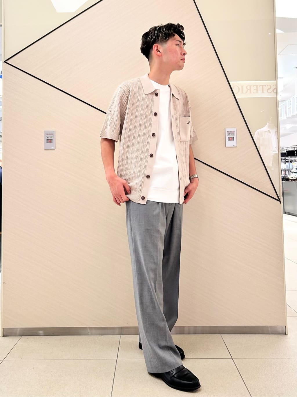 千葉亮太さんの「DRESSTERIOR｜オーガニックコットン キューバニットシャツ」を使ったコーディネート