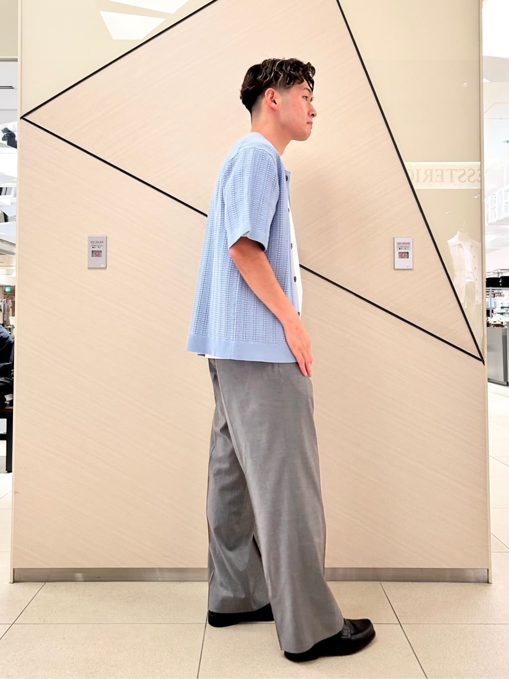 千葉亮太さんの「DRESSTERIOR｜オーガニックコットン キューバニットシャツ」を使ったコーディネート