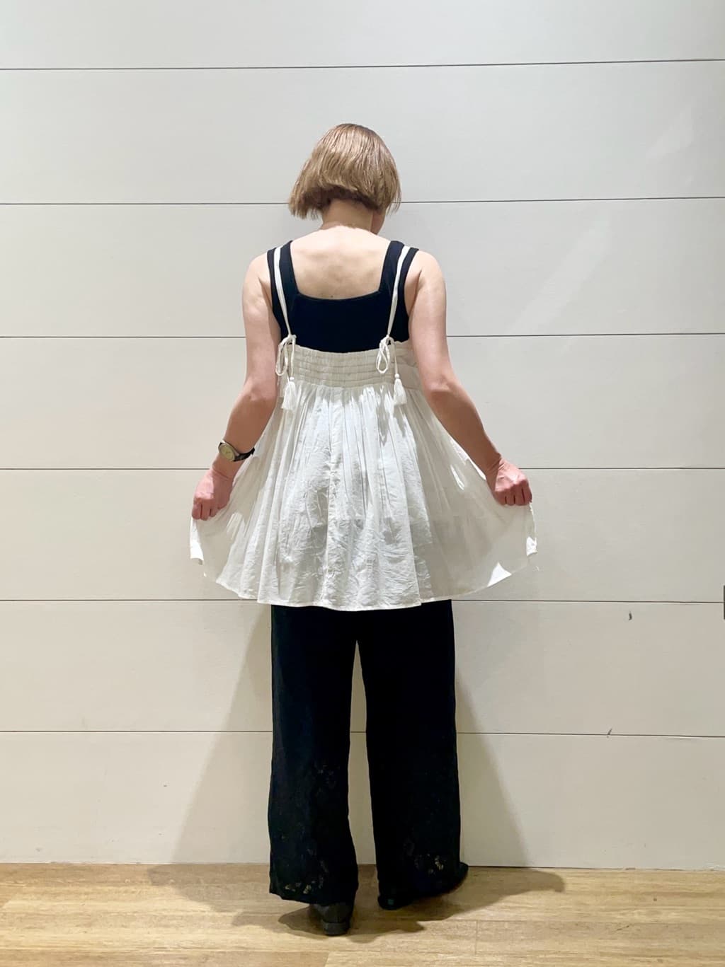 Ryoさんの「THE SHOP TK｜【ひんやり】前後2WAY スクエアタンクトップ」を使ったコーディネート