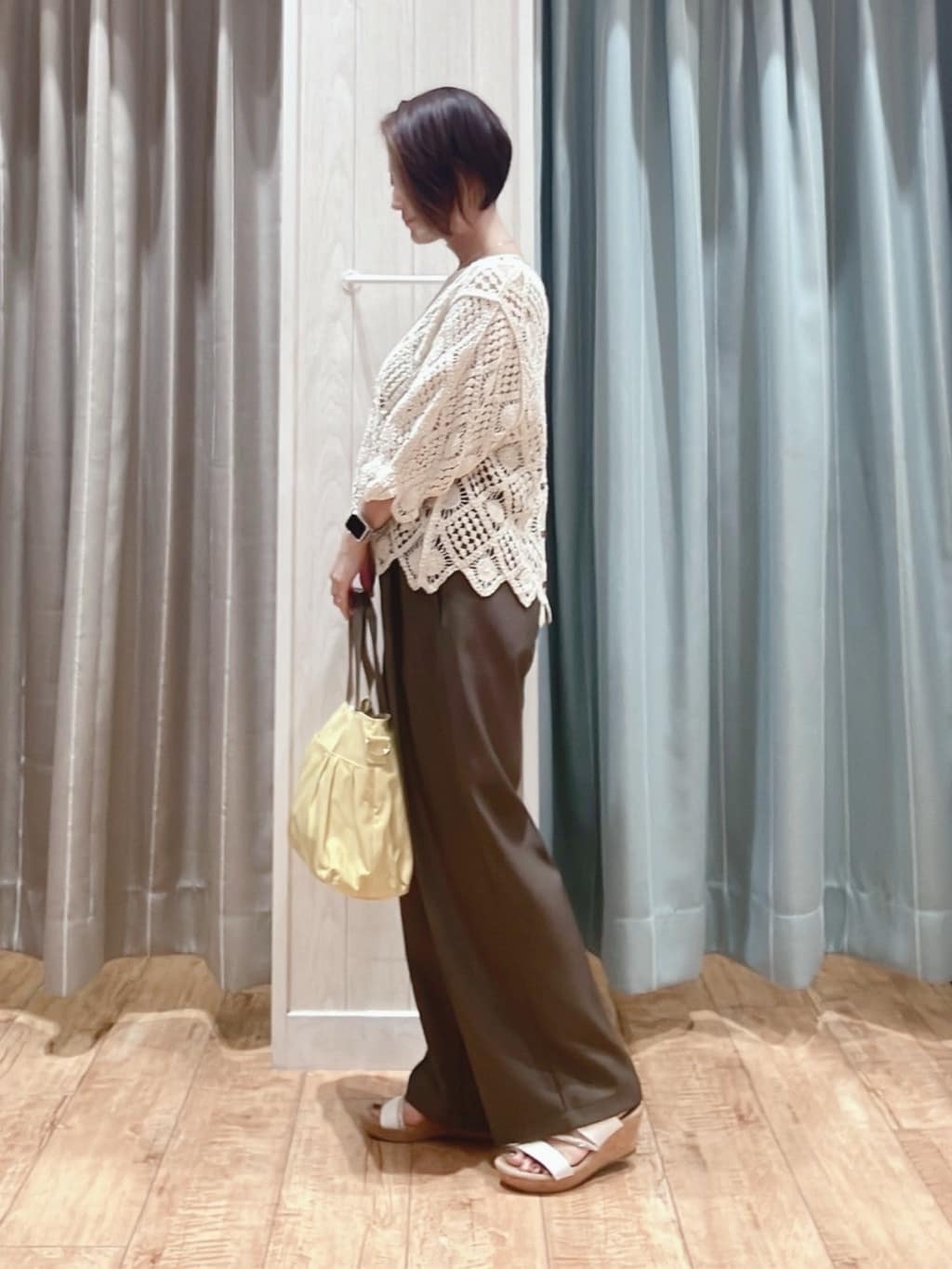 aaamiさんの「SHOO･LA･RUE｜【2WAY】大人のほんのり甘いスタイルに クロシェレースカーディガン」を使ったコーディネート