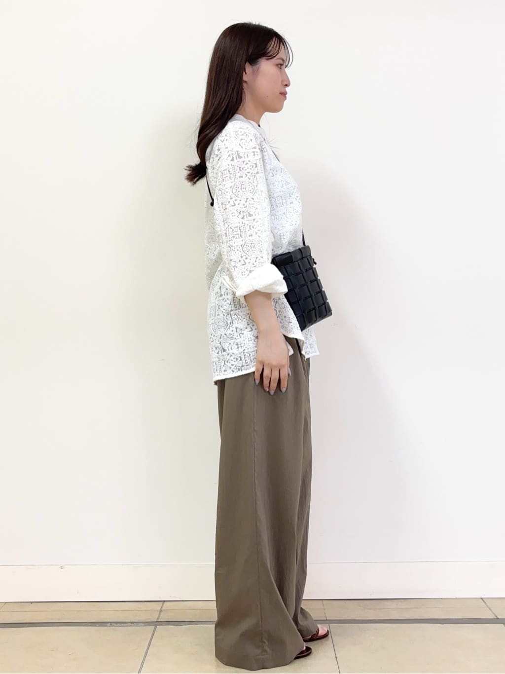 あやかさんの「UNTITLED｜◆【後ろウエストゴム/洗える】2タックワイドパンツ」を使ったコーディネート