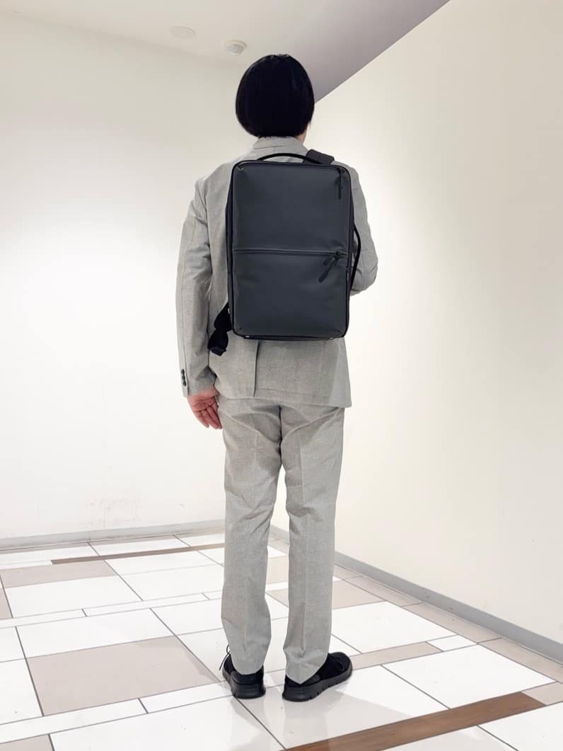 及川さんの「TAKEO KIKUCHI｜【抗菌防臭】COOL DOTS（R）ドビープリント ジャケット」を使ったコーディネート