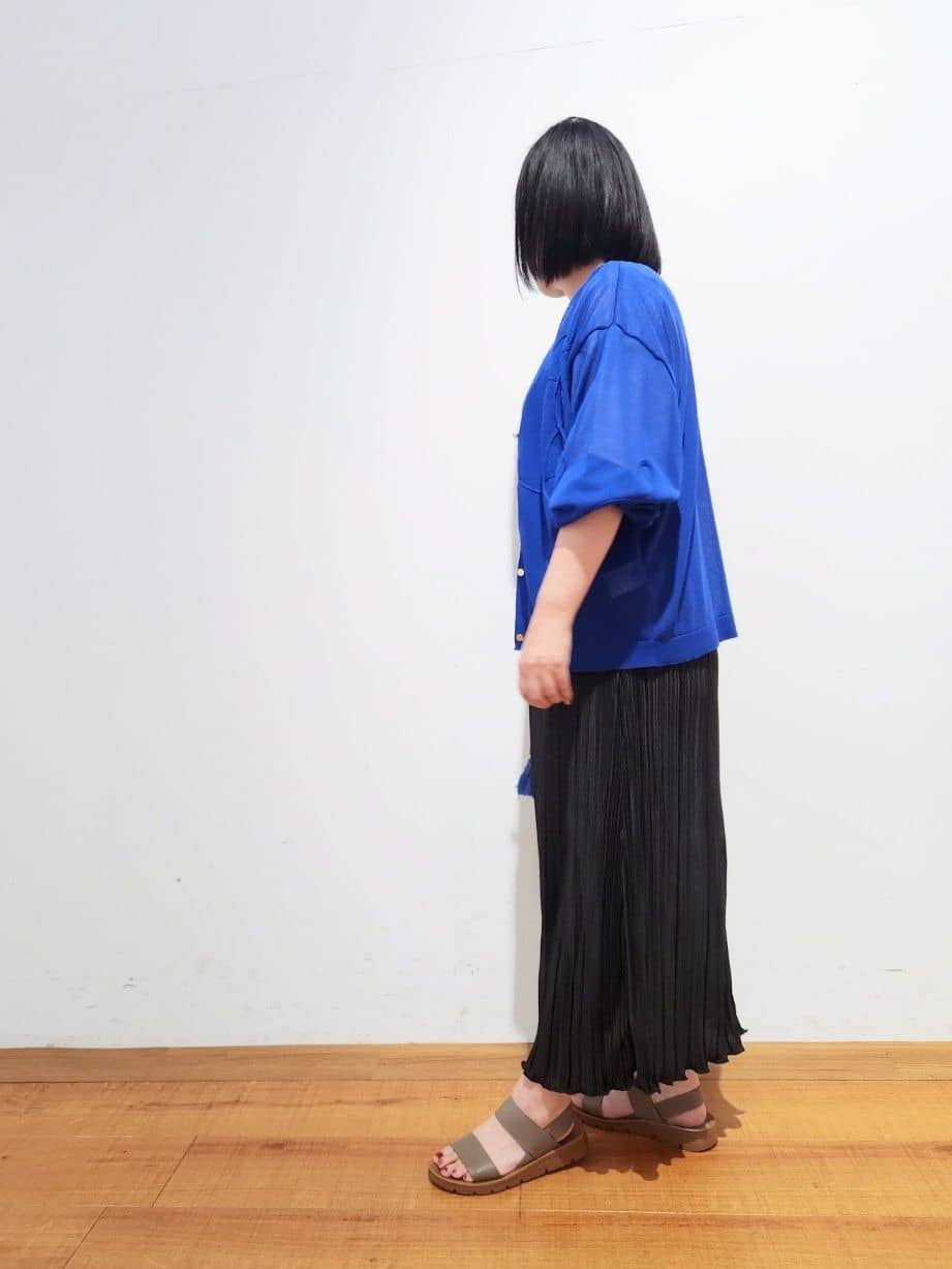くまさんの「SHOO･LA･RUE｜ニュアンスデザインがこなれ見え 刺繍デザイン シアーカーディガン」を使ったコーディネート